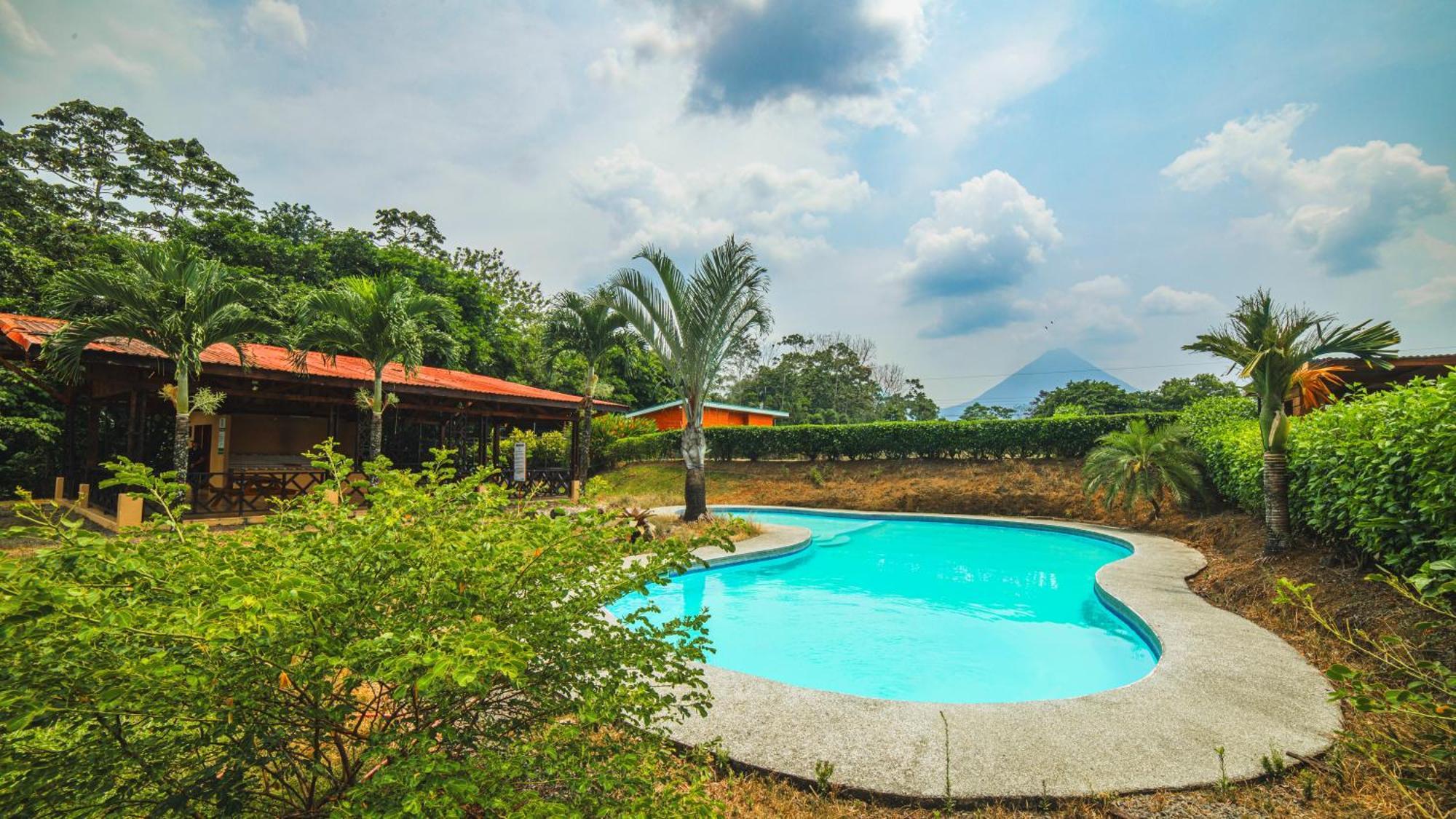 The Toucan Nest - Ac, Gated & Pool Ла Фортуна Экстерьер фото